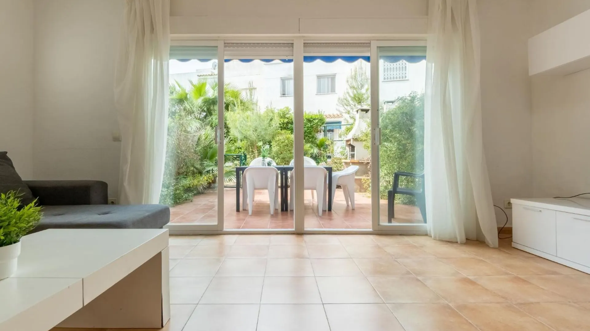 סאלו Holiday Home Zona Estival-2 By Interhome 0*,  ספרד